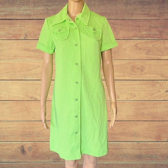 𝅺vintage mod dress 60s neon green 70’s Polyester Checkered Dress Union Made - Picture 4 of 12